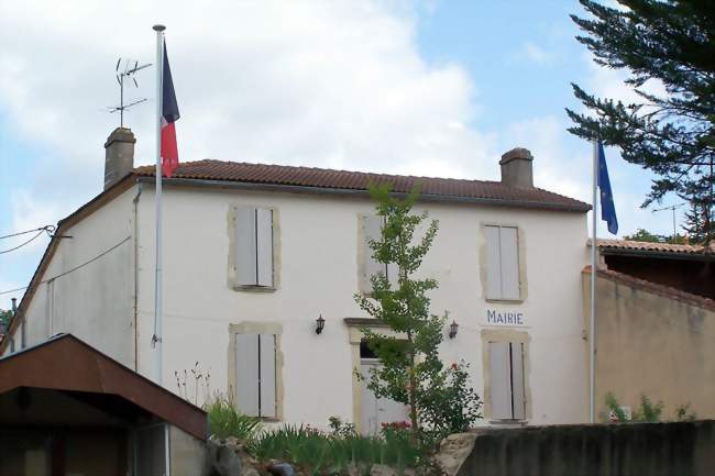 La mairie (août 2011) - Saint-Martin-de-Lerm (33540) - Gironde