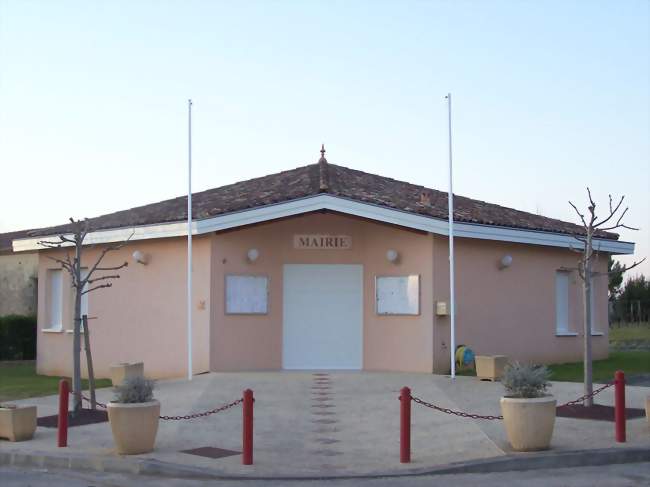La mairie (fév 2010) - Saint-Michel-de-Lapujade (33190) - Gironde