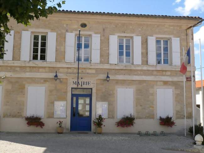 La mairie - Saint-Seurin-de-Cadourne (33180) - Gironde