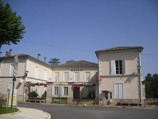 La mairie (août 2007) - Saint-Symphorien (33113) - Gironde