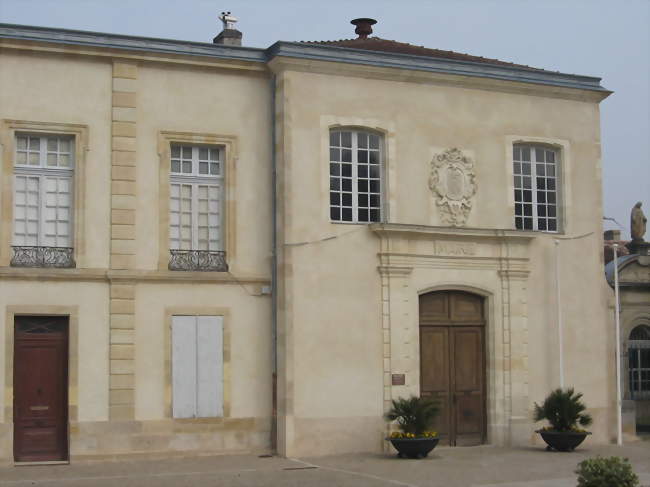 L'hôtel de ville (avr 2009) - Verdelais (33490) - Gironde