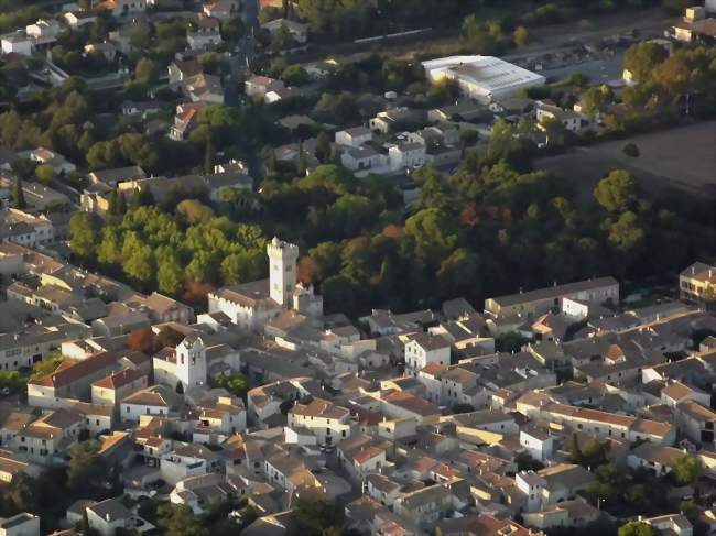 Vue aérienne du village - Lunel-Viel (34400) - Hérault