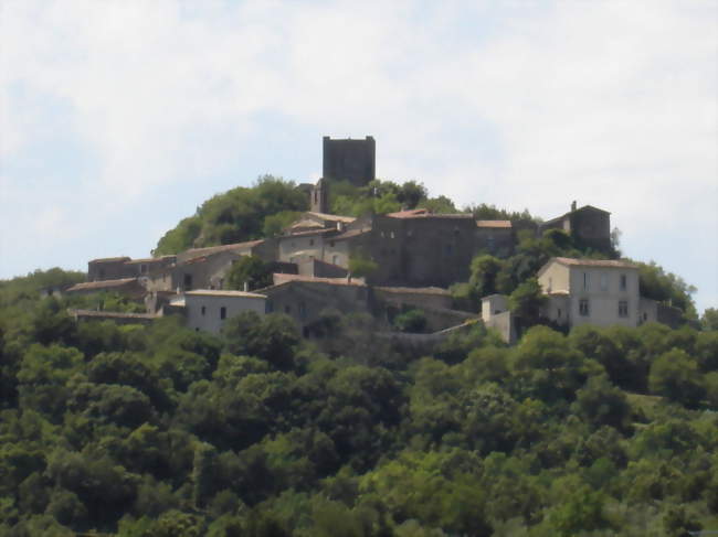 Pégairolles-de-Buèges vu depuis les sources de la Buèges au Méjanel - Pégairolles-de-Buèges (34380) - Hérault