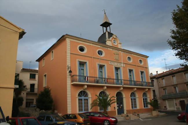 La mairie de Roujan - Roujan (34320) - Hérault