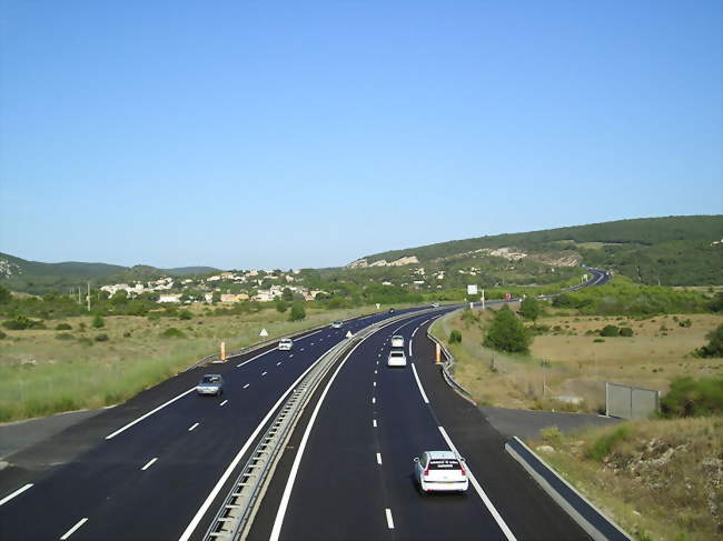 Saint-Paul-et-Valmalle contourné par l'autoroute A750 - Saint-Paul-et-Valmalle (34570) - Hérault