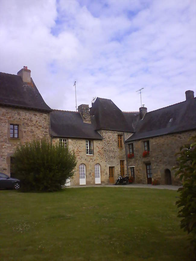 Le cloître - Champeaux (35500) - Ille-et-Vilaine