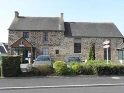 Randonnée fraicheur et repas de fin de saison à Bazouges-la-Pérouse.