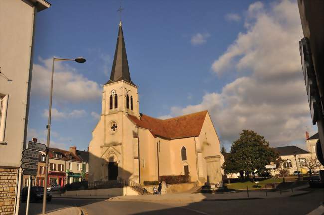 La place de la République - Ardentes (36120) - Indre