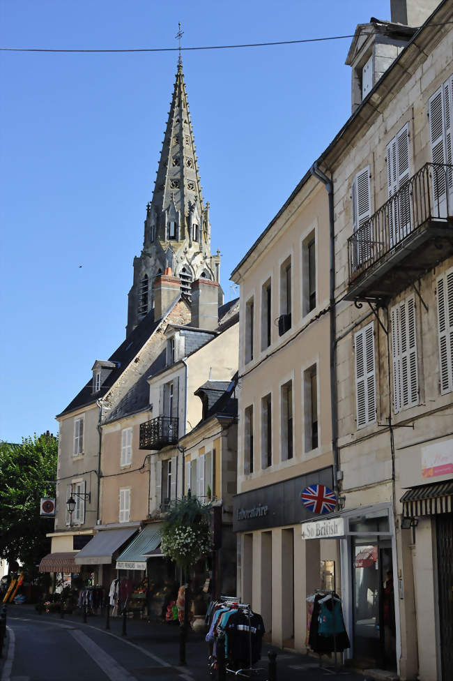 La rue grande - Argenton-sur-Creuse (36200) - Indre