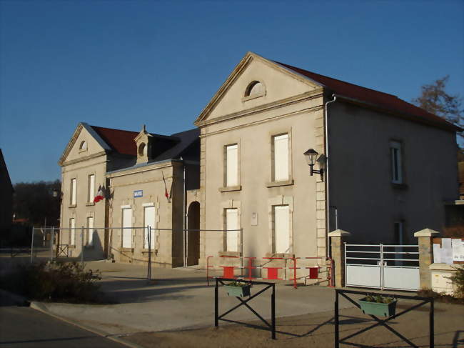 La mairie - Briantes (36400) - Indre