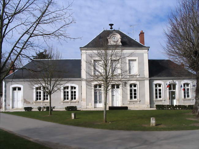 La mairie - Diou (36260) - Indre