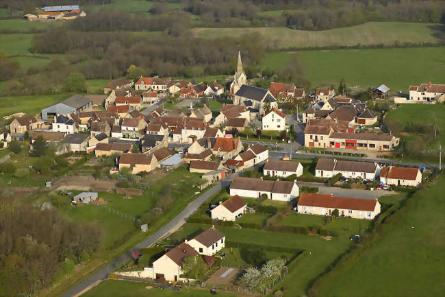 Vue générale de la commune - Lureuil (36220) - Indre