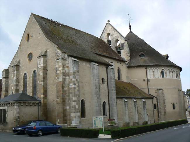 La basilique Saint-Jacques - Neuvy-Saint-Sépulchre (36230) - Indre