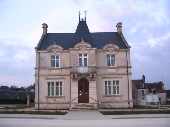L'hôtel de ville - Reuilly (36260) - Indre