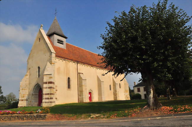 L'église Saint-Sulpice - Roussines (36170) - Indre