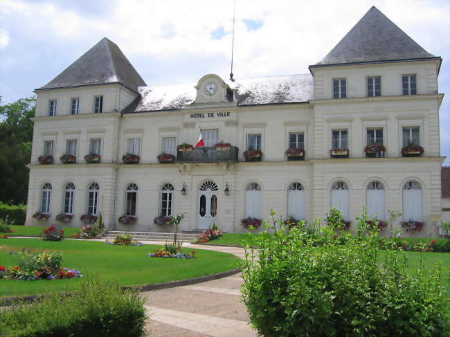Mairie - Bléré (37150) - Indre-et-Loire