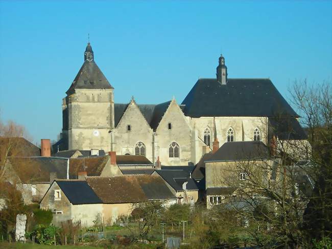 La collégiale - Bueil-en-Touraine (37370) - Indre-et-Loire