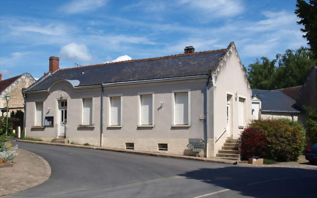La mairie - Crouzilles (37220) - Indre-et-Loire