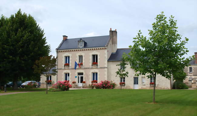 La mairie - Noyant-de-Touraine (37800) - Indre-et-Loire