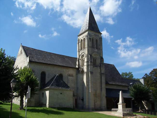 Vue de l'église - Saint-Germain-sur-Vienne (37500) - Indre-et-Loire
