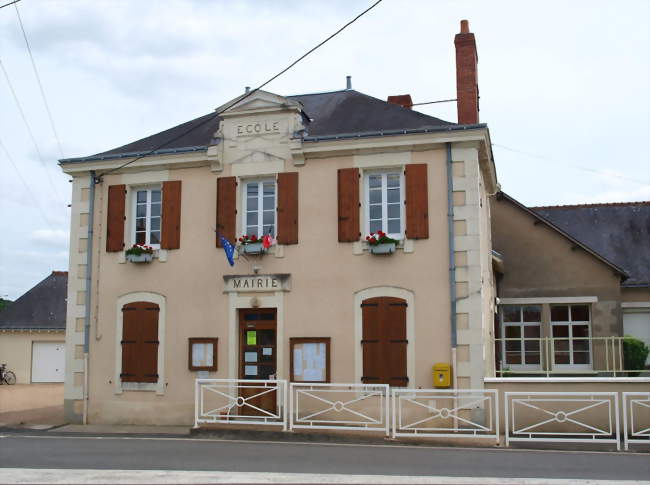 La mairie - Trogues (37220) - Indre-et-Loire
