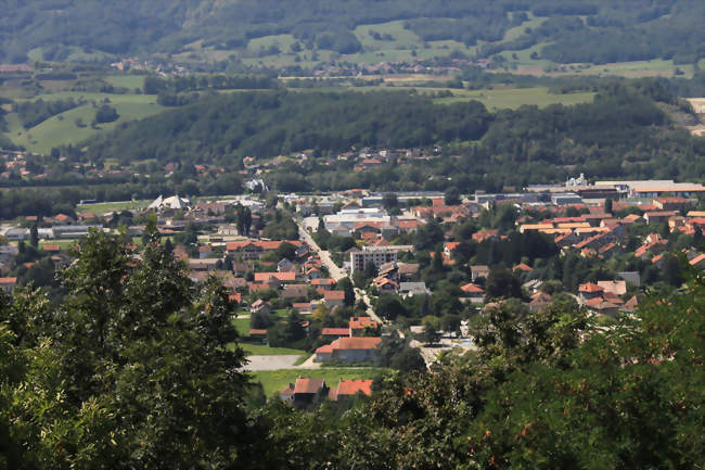 Pontcharra vu depuis la tour d'Avalon - Pontcharra (38530) - Isère