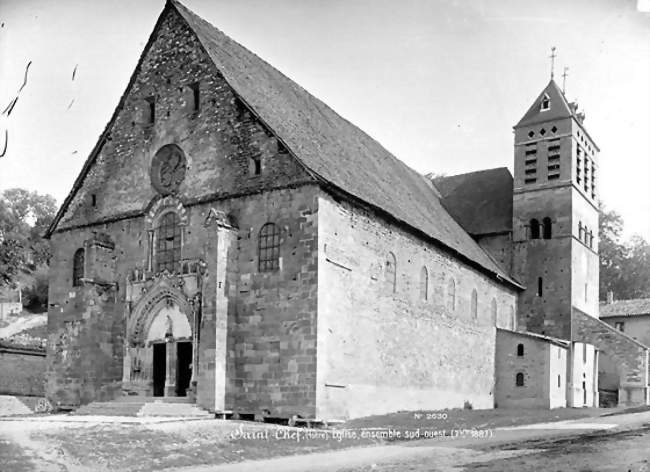 L'Abbatiale Saint-Theudère de Saint-Chef - Saint-Chef (38890) - Isère