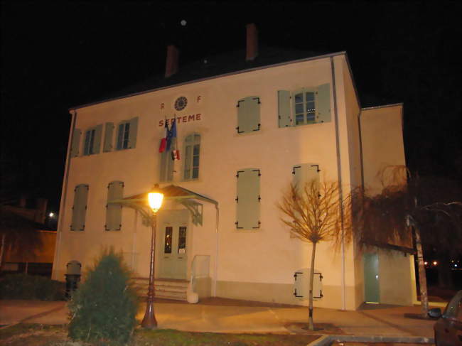 Mairie de Septème, la nuit - Septème (38780) - Isère