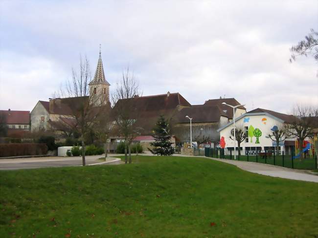 Authume, depuis la Ruelle du Breuil - Authume (39100) - Jura