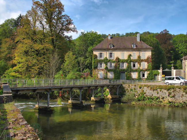 Maison des maîtres de Forges, à Bourg-de-Sirod - Bourg-de-Sirod (39300) - Jura