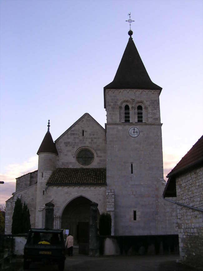 L'église Saint-Christophe - Chissey-sur-Loue (39380) - Jura