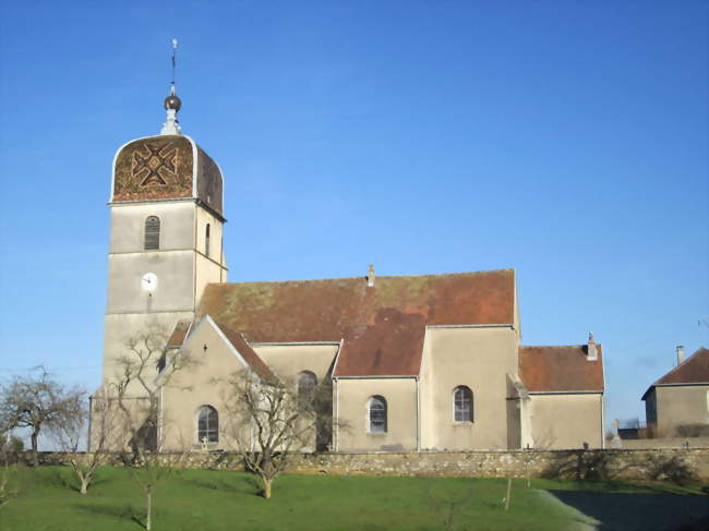 Montholier - église du XVIIe siècle et son clocher franc-comtois à croix de Malte - Montholier (39800) - Jura
