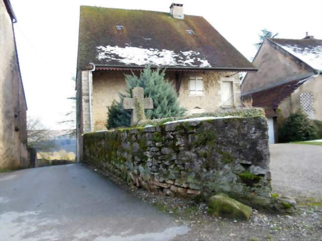 Croix pattée du Chemin de la Serre - Offlanges (39290) - Jura