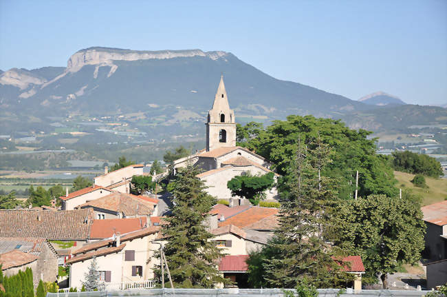 Le village - Claret (05110) - Alpes-de-Haute-Provence