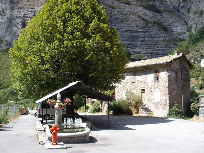 Faucon-du-Caire en 2007 - Faucon-du-Caire (04250) - Alpes-de-Haute-Provence