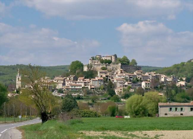 vue sur le village de Mane - Mane (04300) - Alpes-de-Haute-Provence