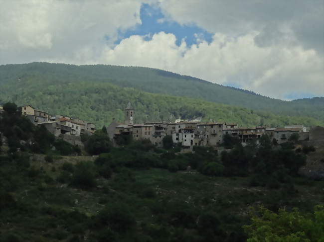 Vue du village - Méailles (04240) - Alpes-de-Haute-Provence