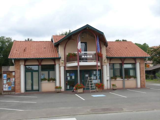 La mairie - Cagnotte (40300) - Landes