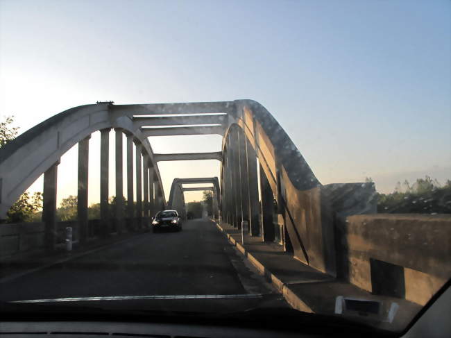 Le pont de la Marquèze - Josse (40230) - Landes