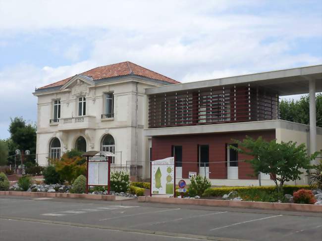 La mairie - Saint-Vincent-de-Paul (40990) - Landes