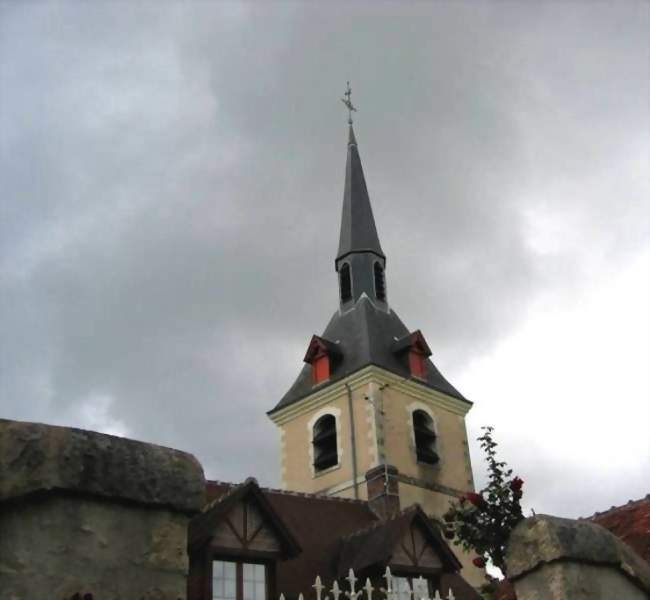 Le clocher de l'église Saint-Victor - La Chaussée-Saint-Victor (41260) - Loir-et-Cher