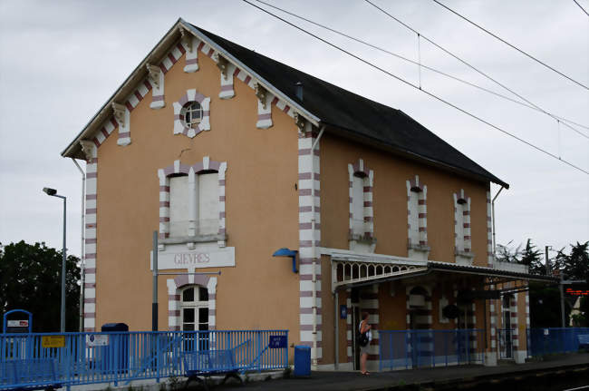 La gare de Gièvres - Gièvres (41130) - Loir-et-Cher