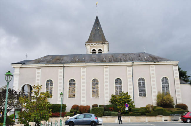 L'église Saint-Denis - Neung-sur-Beuvron (41210) - Loir-et-Cher