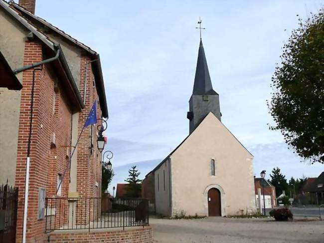 La mairie et l'église Saint-Martin - Villeny (41220) - Loir-et-Cher