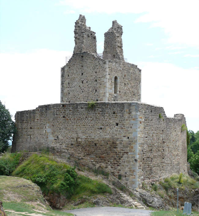 Le donjon d'Écotay - Écotay-l'Olme (42600) - Loire