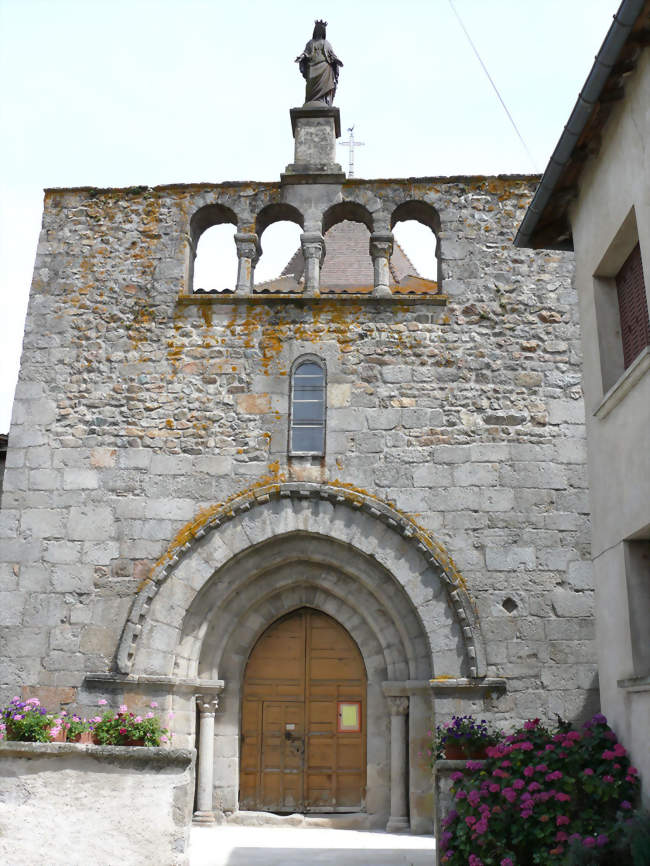 Le mur-clocher de l'église - L'Hôpital-sous-Rochefort (42130) - Loire