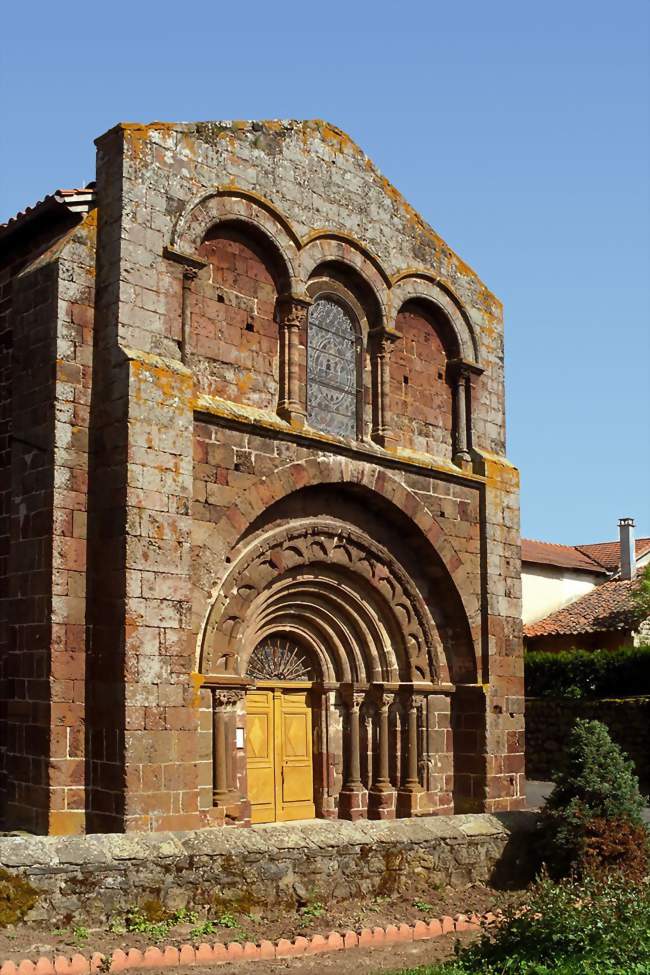 L'église Sainte-Foy - Bains (43370) - Haute-Loire