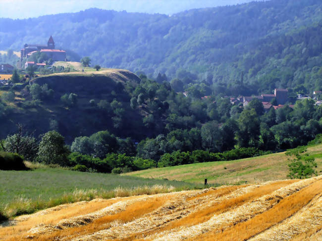 Vue du site le matin - Chanteuges (43300) - Haute-Loire