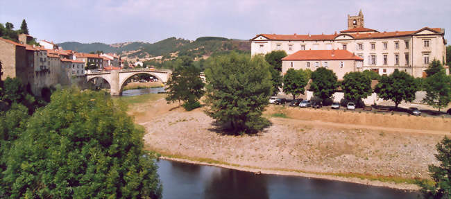 Panorama de la commune - Lavoûte-Chilhac (43380) - Haute-Loire