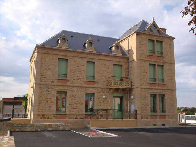 Mairie de Vergongheon rénovée en 2011 - Vergongheon (43360) - Haute-Loire